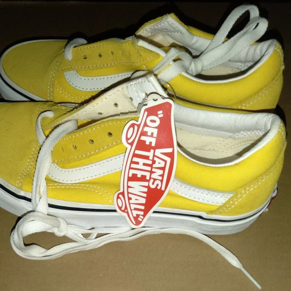 Mens Van's size 4 - Picture 1 of 9